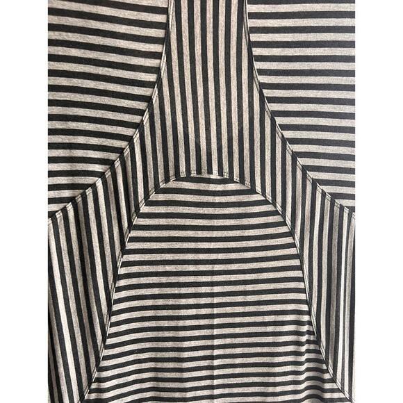 ATHLETA topanga sleeveless black striped sleeveless dress Athleisure NWOT SZ M - Picture 6 of 6